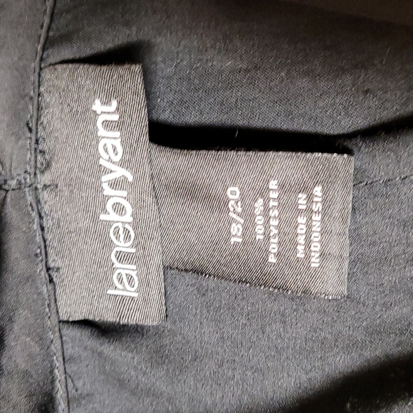 NWOT Flowy Tunic - Picture 7 of 9